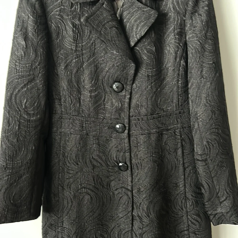 Jacket - Picture 4 of 5